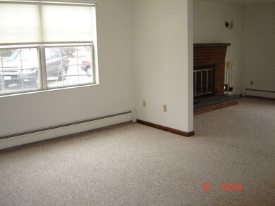 23 Columbia Ave unit 1, Newton Upper Falls, MA 02464 - photo 4