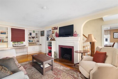 2036 Cranston St, Cranston, RI 02920 - photo 4