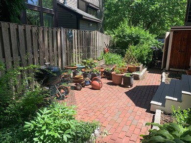 4 Gorham St unit 1, Cambridge, MA 02138 - photo 4