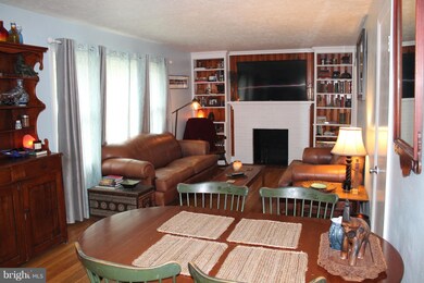 203 Sheridan Ave, Winchester, VA 22601 - photo 3