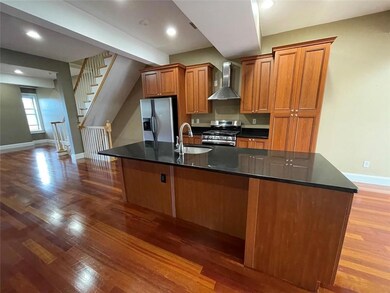 422 Broadway unit 3-4, Providence, RI 02909 - photo 4