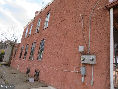 554 Pine St, Camden, NJ 08103 - photo 2