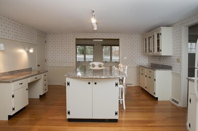 5 Scoop Cir, Yarmouth Port, MA 02675 - photo 4