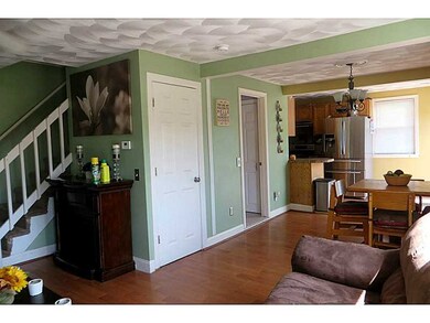 94 Logan St, Warwick, RI 02889 - photo 4
