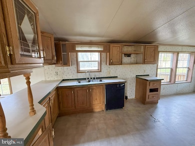 87 Chevy Ln, Newport, PA 17074 - photo 5