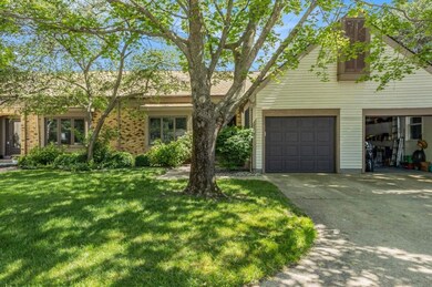 17652 Woodbridge Rd unit 2, Spring Lake, MI 49456 - photo 2