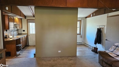 802 Spring St, Hedrick, IA 52563 - photo 6