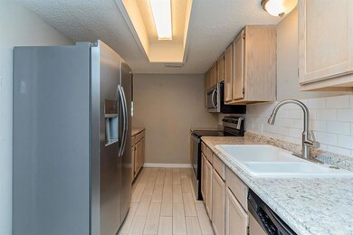 2805 Summit View Dr, Bedford, TX 76021 - photo 7