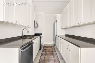 12 E 86th St unit 402, New York, NY 10028 - photo 3