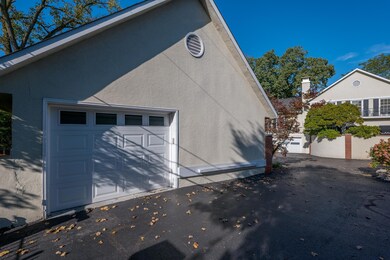 002P1486111