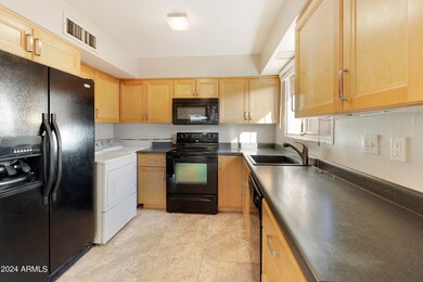 KITCHEN 3