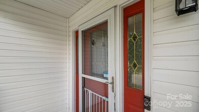 970 Winterside Ln, Winston Salem, NC 27107 - photo 4