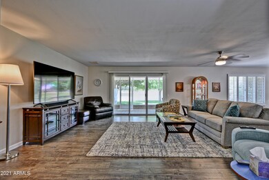 18817 N Conestoga Dr, Sun City, AZ 85373 - photo 4