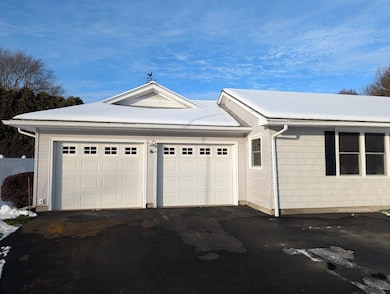 60 Bridge St, Hatfield, MA 01038 - photo 3