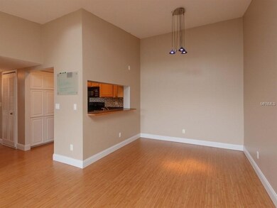 Dinning room with breakfast bar top