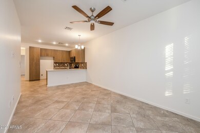5)GREAT ROOM