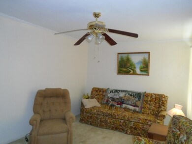 Davis Ln 055.JPG