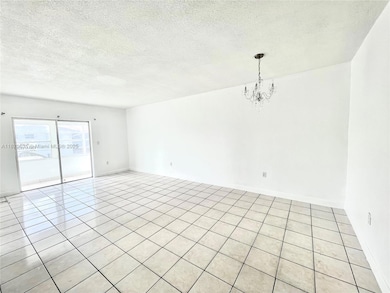 110 Royal Palm Rd unit 310, Hialeah, FL 33016 - photo 2