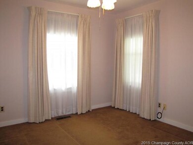 112 E Overton St, Tuscola, IL 61953 - photo 2