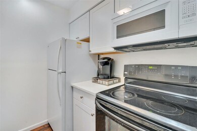 439 Ridge Rd unit 13, Lyndhurst, NJ 07071 - photo 7