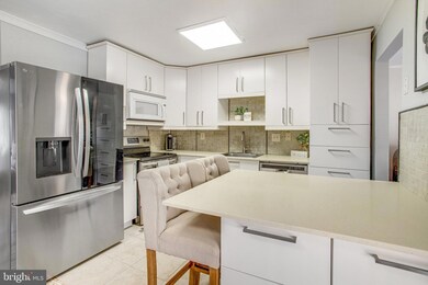 2944 Wetherburn Ct, Woodbridge, VA 22191 - photo 6