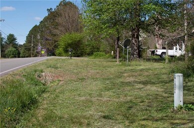 831 River Hill Rd, Statesville, NC 28625 - photo 6