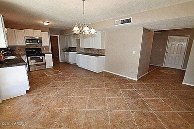 06 Kitchen