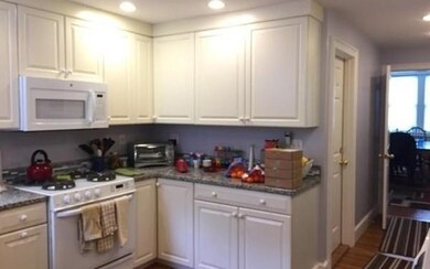 1199 Beacon St unit 3, Brookline, MA 02446 - photo 3