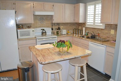 2204 Conquest Way unit 47, Odenton, MD 21113 - photo 4