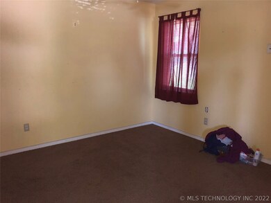 1212 S A St, Skiatook, OK 74070 - photo 5