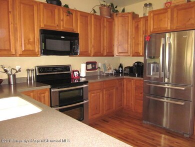 additional view kitchen