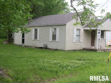 1805 Chestnut St, Harrisburg, IL 62946 - photo 4