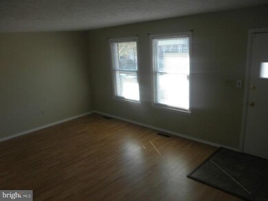 1381 Harford Square Dr, Edgewood, MD 21040 - photo 3