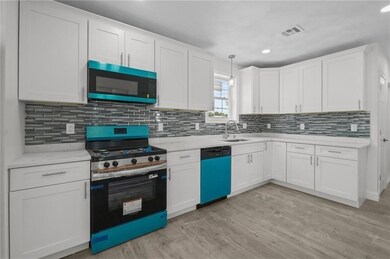 107 Sisson St, Providence, RI 02909 - photo 3