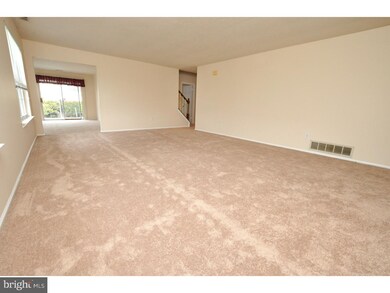 621 Cascade Dr S, Mount Laurel, NJ 08054 - photo 5