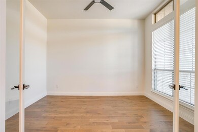 1024 Gatlin Cir, Springtown, TX 76082 - photo 5