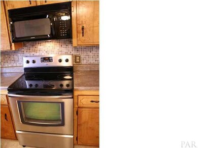 Smooth top range and microhood microwave is an update that is a must have.