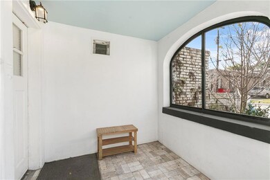 121 Covered Porch
