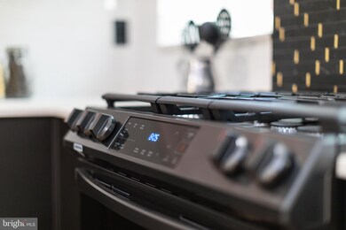 2239 Gerritt St, Philadelphia, PA 19146 - photo 7