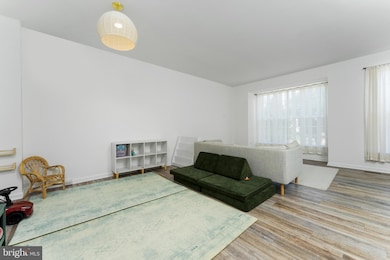 42795 Shaler St, Chantilly, VA 20152 - photo 4