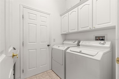 5647 NW 25th Loop, Ocala, FL 34482 - photo 2