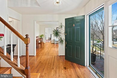 1748 Hutchinson Ln, Silver Spring, MD 20906 - photo 2