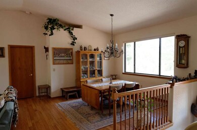 Dining Room01