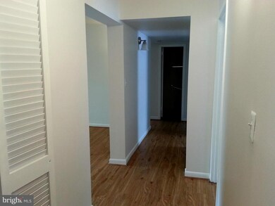 2240 Castle Rock Square unit 12C, Reston, VA 20191 - photo 2