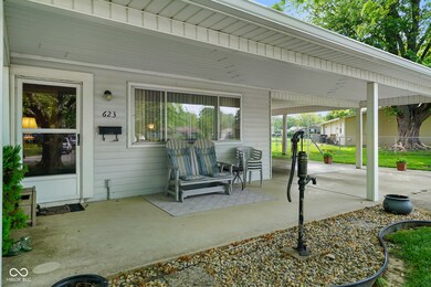 623 Circle Ct, Whiteland, IN 46184 - photo 7