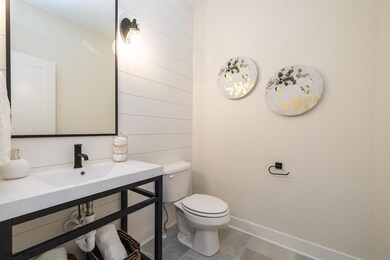 9113 Abram Dr, West Des Moines, IA 50266 - photo 4