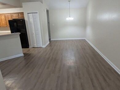 2410 Quazar Cir unit 2, Tallahassee, FL 32311 - photo 3