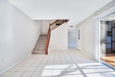 4592 Lighthouse Cir unit 77, Orlando, FL 32808 - photo 4