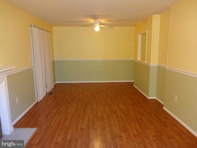 3061 White Birch Ct, Fairfax, VA 22031 - photo 7