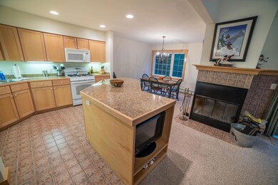 16 Queen Anne's Way, West Dover, VT 05356 - photo 6